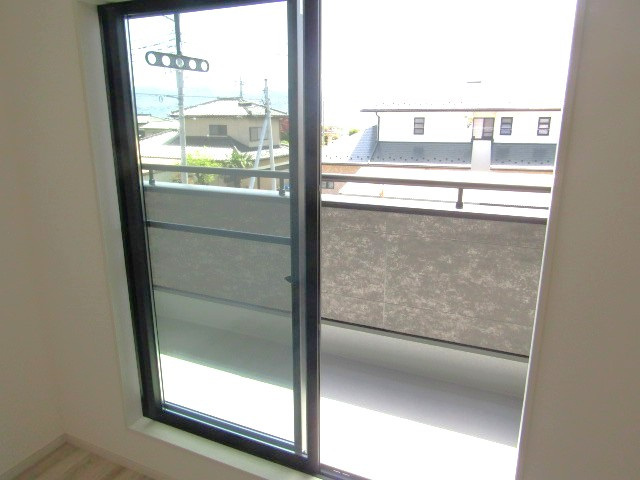 【バルコニー】 | エンゼルハウス南アルプス市十五所① | 落ち着いた時間を過ごせるバルコニーです