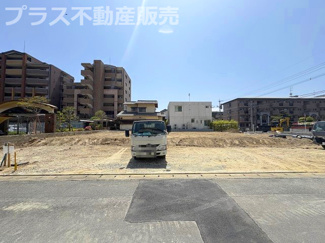 【外観】 | 現地写真。プラス不動産販売なら、現場の全ての棟をまとめてご見学頂けます。