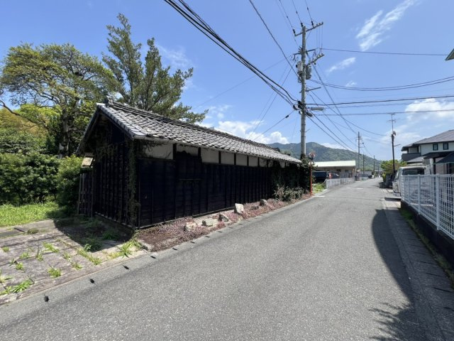 豊原上町土地の前面道路含む現地写真