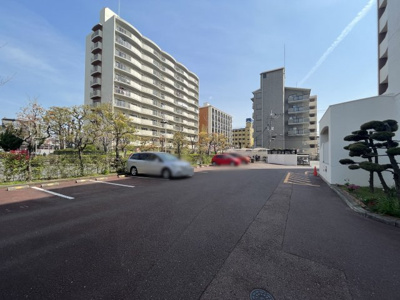 【駐車場】 | 南茨木駅前ハイタウンC棟