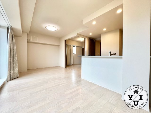 【居間・リビング】の画像