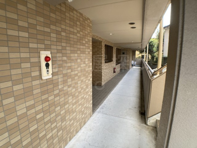 【エントランス】 | 中村レジデンス