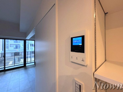 【セキュリティ】 | GranVia浄心 | モニター付きインターホンです