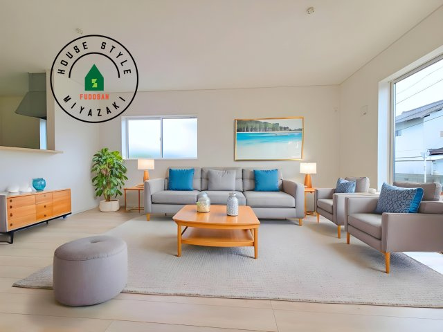 宮崎市赤江第5-2棟（1号棟）の居間・リビング|明るく開放的なリビングダイニングは豊かな陽光が注ぎ込み、やすらぎの空間を演出してくれます。ご家族で楽しいひとときをお過ごし下さい。※家具はCGを合成したものです。同社使用