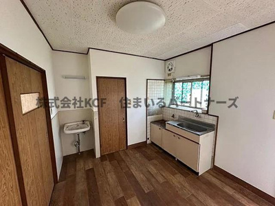 【居間・リビング】 | 中央アパート | 居間です