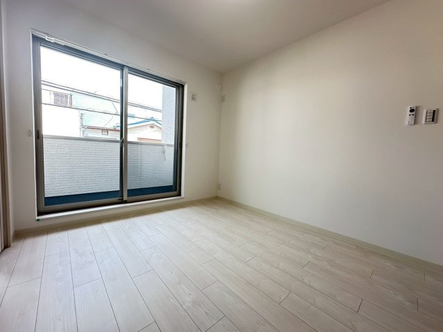 ラモーナ一津屋Ⅱの洋室