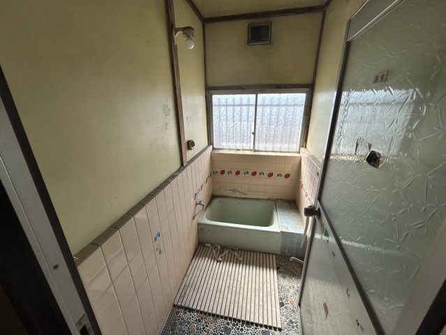佐野市　大橋町　中古戸建の浴室