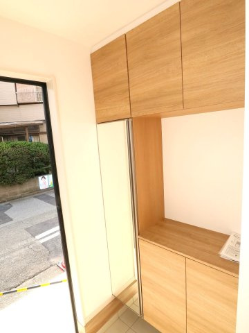 ♪弊社売主仲介手数料無料　新築戸建　2号棟（川崎区池上新町2丁目）全3棟の玄関|収納豊富な玄関です