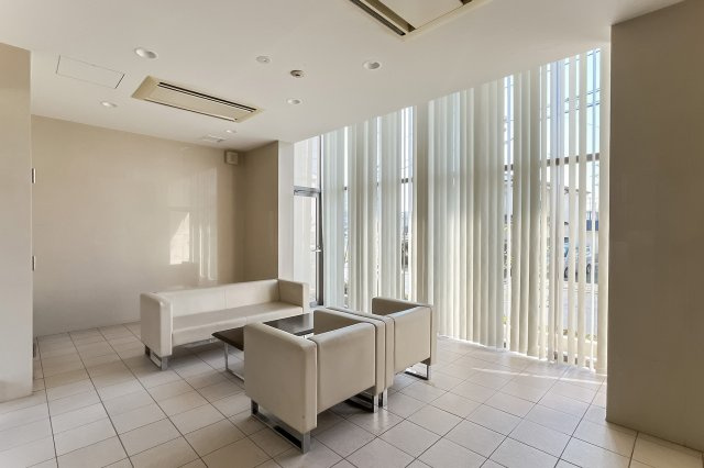 オーベル柏の葉ヒルズ四番館のロビー