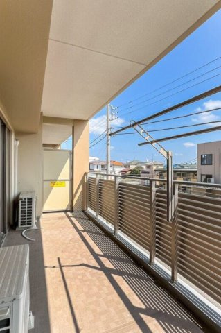 オーベル柏の葉ヒルズ四番館のバルコニー