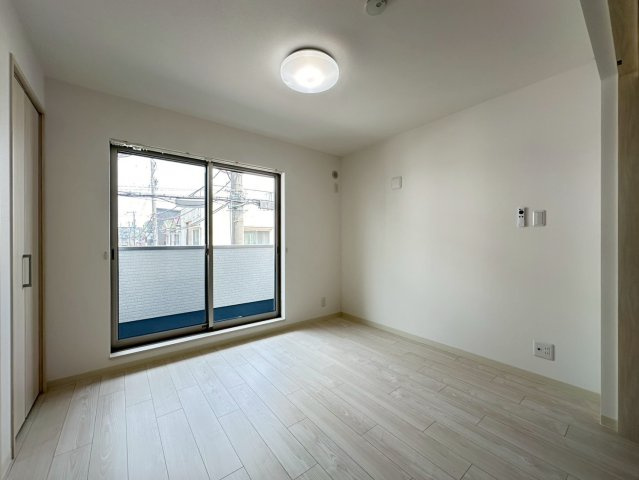 ラモーナ一津屋Ⅰの洋室