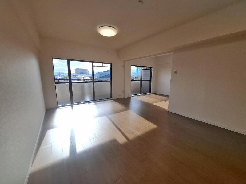 堺市中区東山の中古マンションの居間・リビング