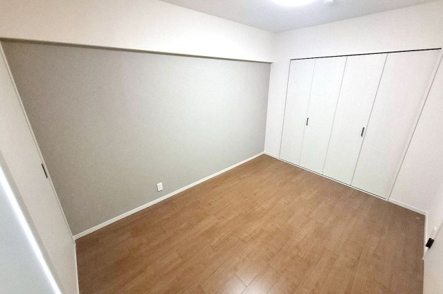 堺市中区東山の中古マンションの洋室