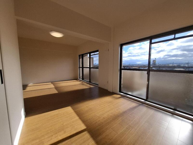 堺市中区東山の中古マンションの居間・リビング