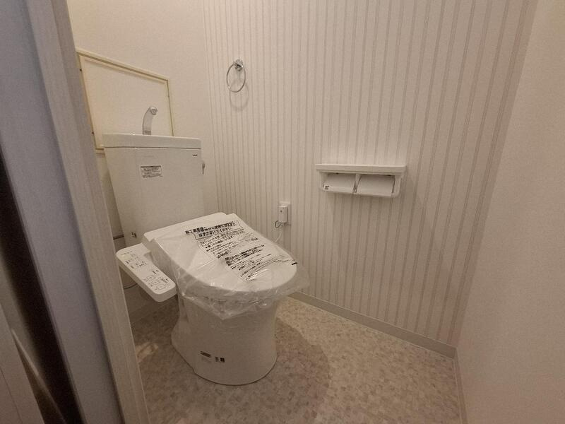 堺市中区東山の中古マンションのトイレ