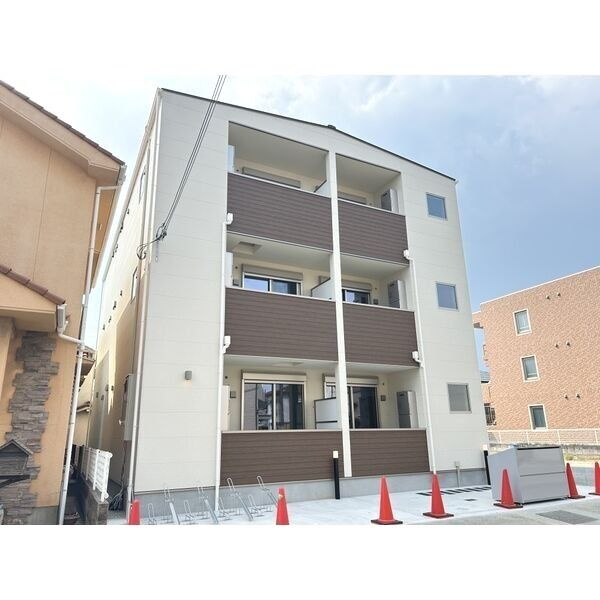 ジーメゾンエトワール西二見の外観