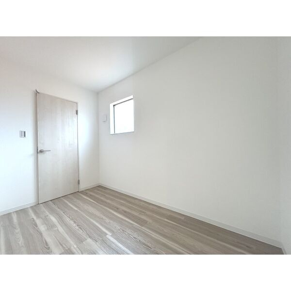 ジーメゾンエトワール西二見の洋室