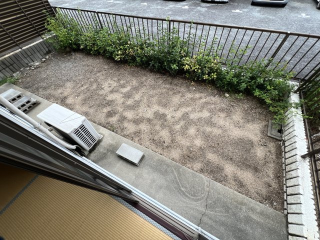 アーバン保城の庭
