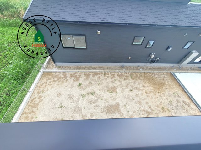 菊池市泗水町吉富第2-4棟（3号棟）の展望|窓から緑が見える物件も魅力的です。