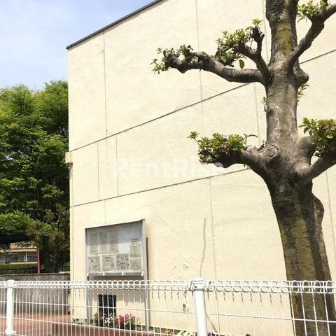 栄東ハイツの寝室|藤里保育園 0.7km