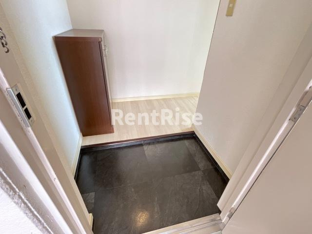 栄東ハイツの玄関|玄関