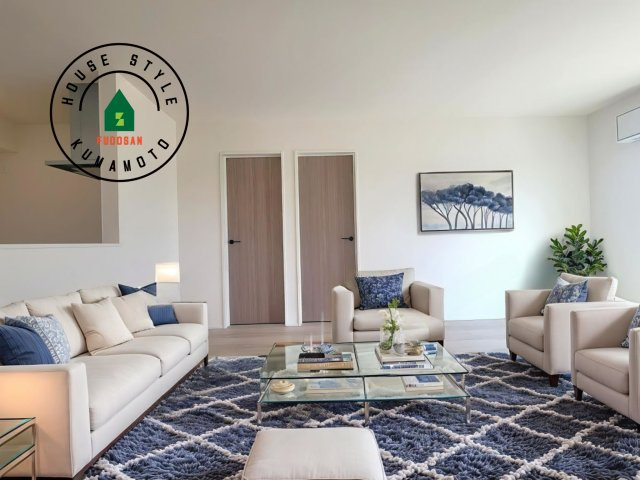 菊池市泗水町吉富第2-4棟（4号棟）の居間・リビング|キッチンからリビングをしっかり確認できます。家族の笑顔があふれる空間になりそうですね。※家具はCGを合成したものです。