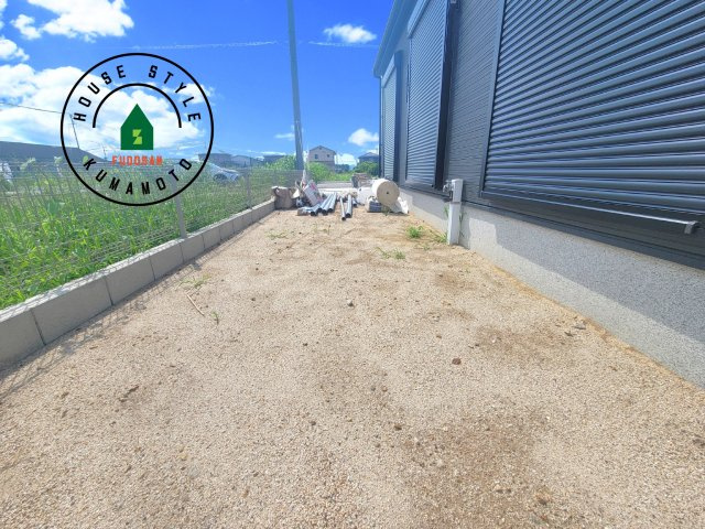 菊池市泗水町吉富第2-4棟（4号棟）の庭|お庭で自由な時間を過ごせます。