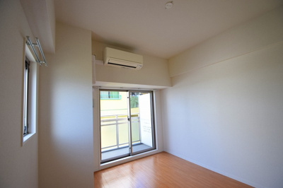 【居間・リビング】 | M’プラザ小阪駅前