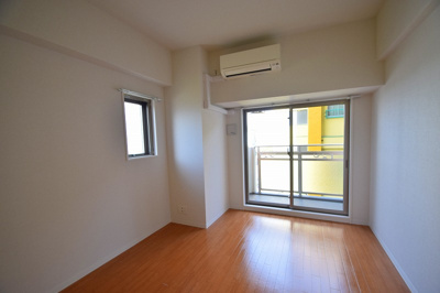 【居間・リビング】 | M’プラザ小阪駅前