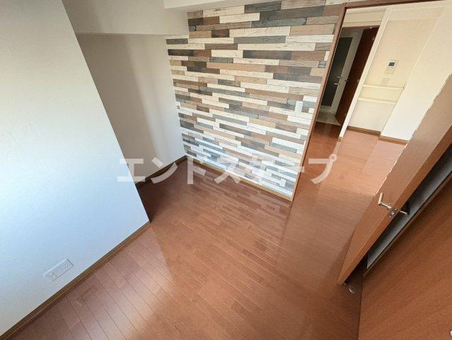 アーバンポイント高崎の洋室|高崎、前橋、伊勢崎エリアのお部屋探しはエンドスケープまで！お客様の理想お聞かせ下さい♪