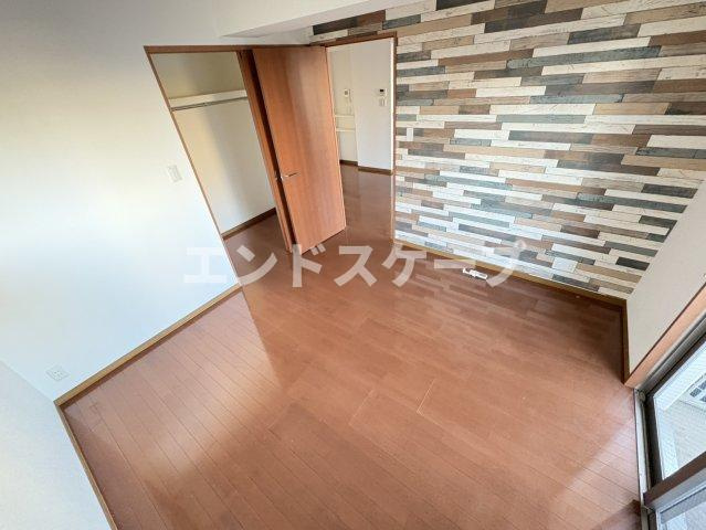 アーバンポイント高崎の洋室|高崎、前橋、伊勢崎エリアのお部屋探しはエンドスケープまで！お客様の理想お聞かせ下さい♪
