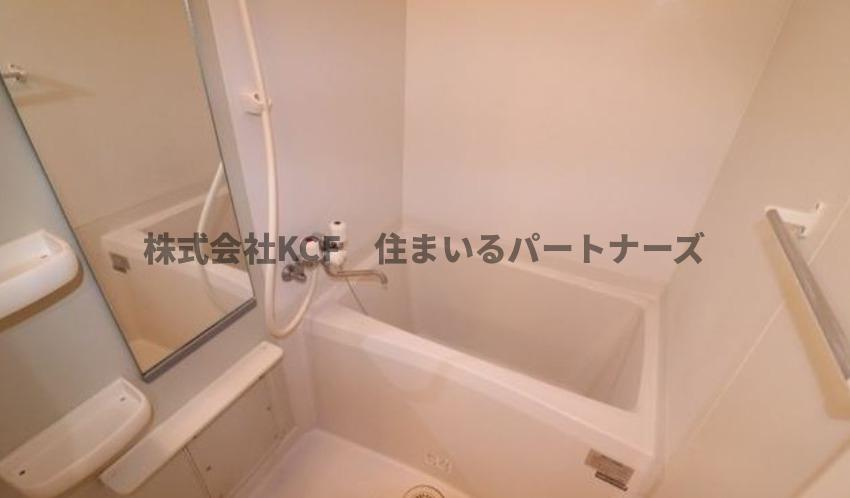 シャンベルジュKTの浴室|日々の疲れを癒すお風呂付です