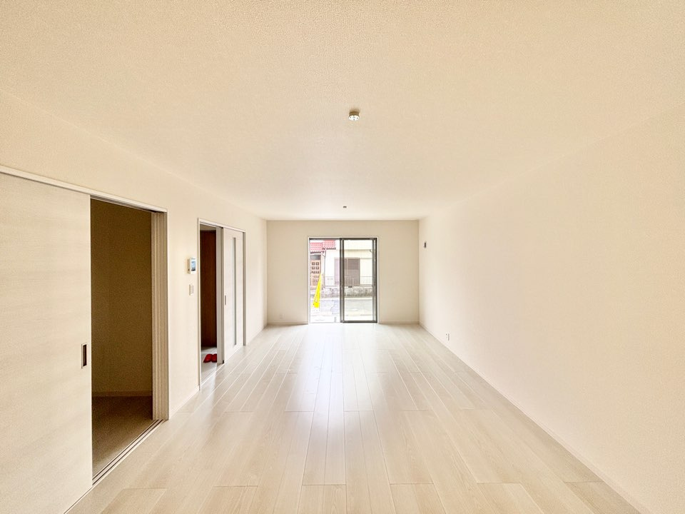 リーブルガーデン天白区高坂町　全3棟　新築住宅の居間・リビング