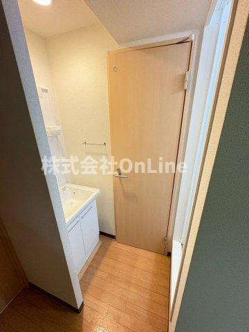 M’プラザ布施弐番館の洗面所