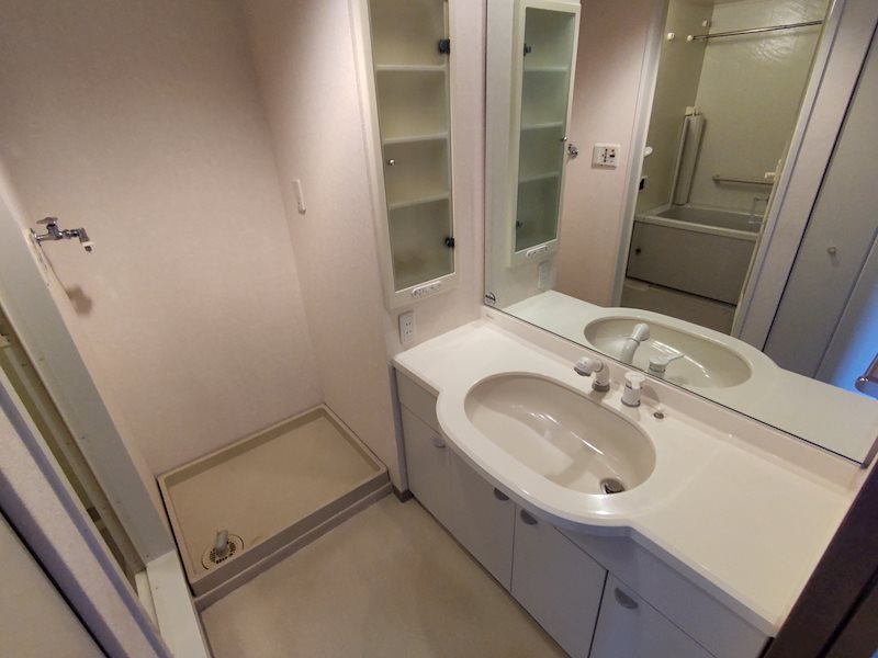 ルネ門戸東西棟の独立洗面台