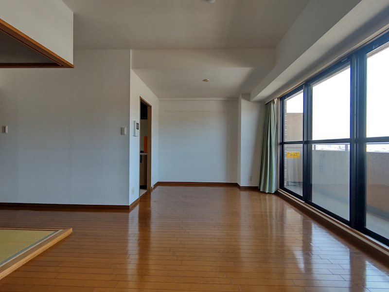 ルネ門戸東西棟の寝室