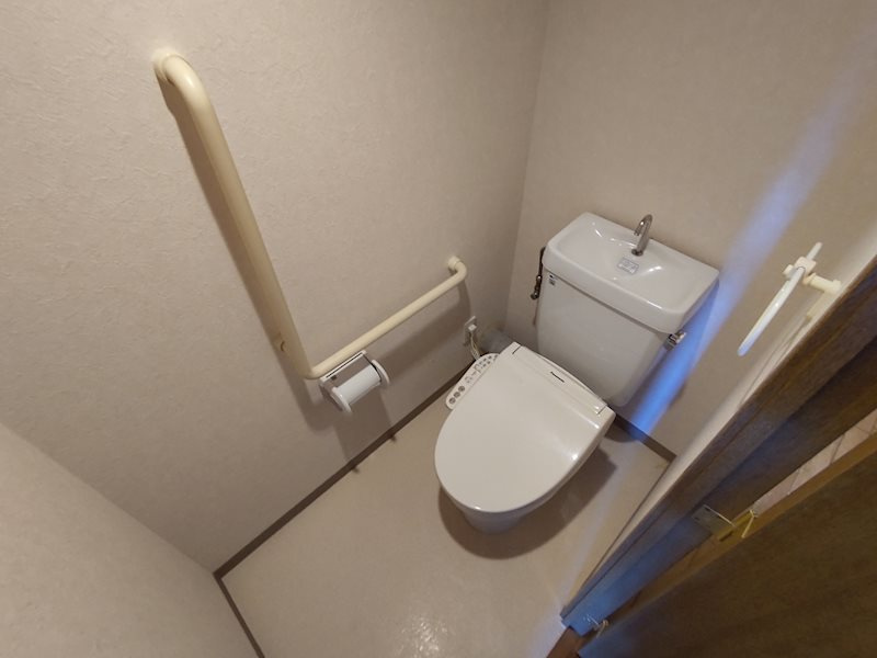 ルネ門戸東西棟のトイレ