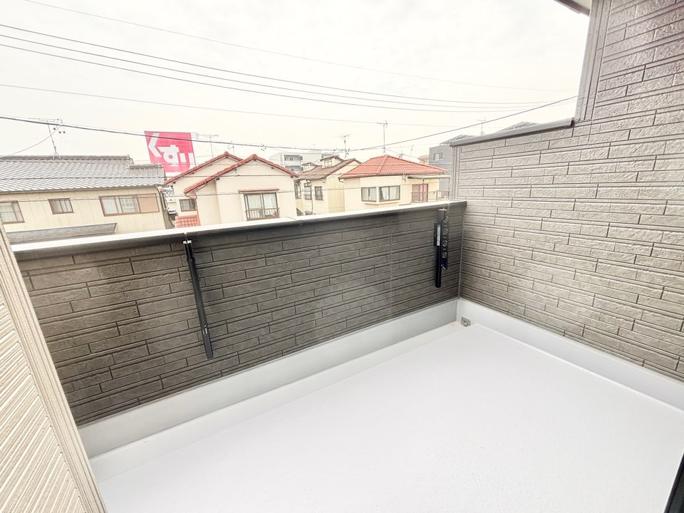 リーブルガーデン天白区高坂町　全3棟　新築住宅のバルコニー