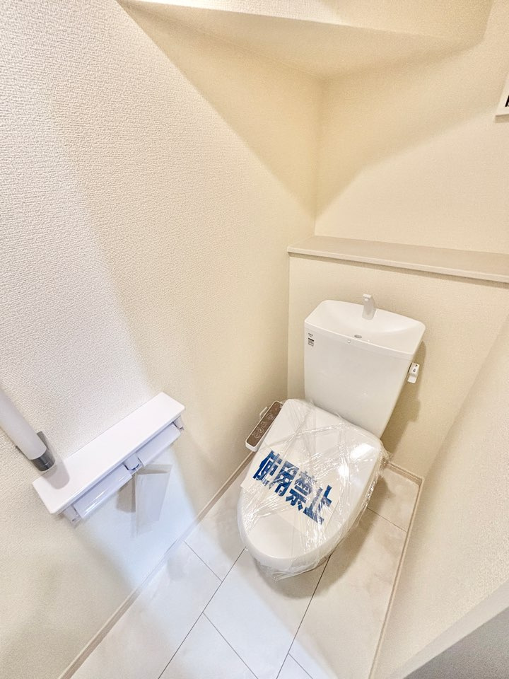 リーブルガーデン天白区高坂町　全3棟　新築住宅のトイレ