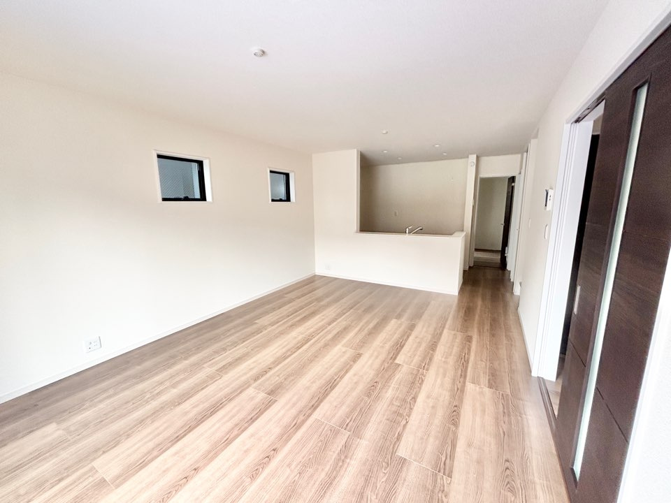 リーブルガーデン天白区高坂町　全3棟　新築住宅の居間・リビング