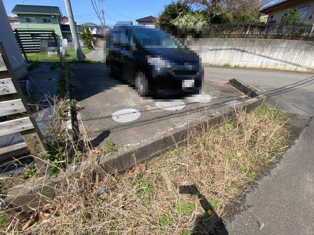 土浦市大岩田　中古戸建の駐車場