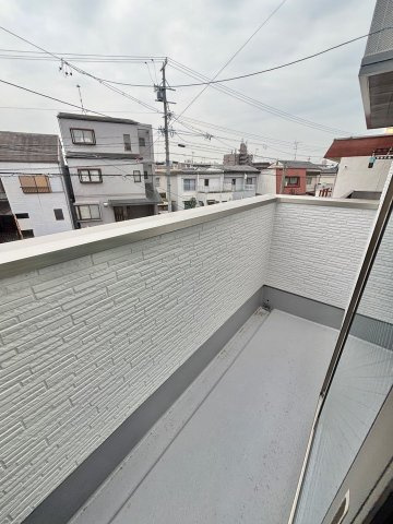 Terrechez名古屋市天白区福池5期　全1棟　新築戸建のバルコニー