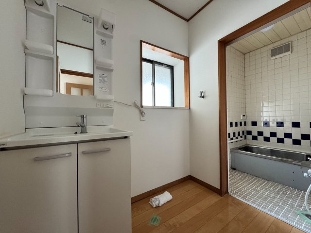 【一部リフォーム】日立市塙山町1丁目の独立洗面台