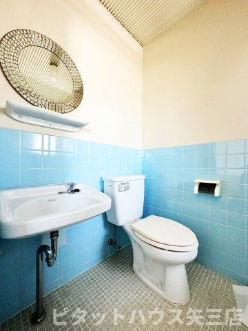 コーポ和修のトイレ|コンパクトで使いやすいトイレです