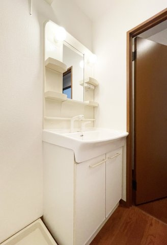 クウラージュ　C棟の洗面所