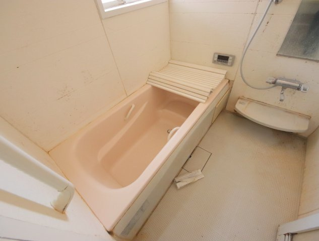 ベルカーサの浴室