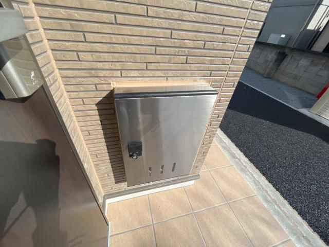 （仮）若木町3丁目新築アパートの収納|宅配ボックス（イメージ）