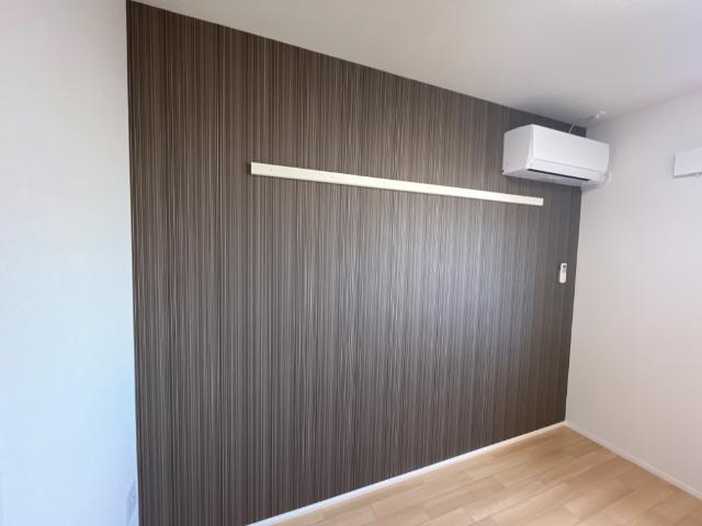 （仮）若木町3丁目新築アパートの内装|アクセントクロス（イメージ）