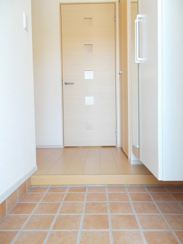 ミルトＤ　（ｍｉｌｄ）の玄関