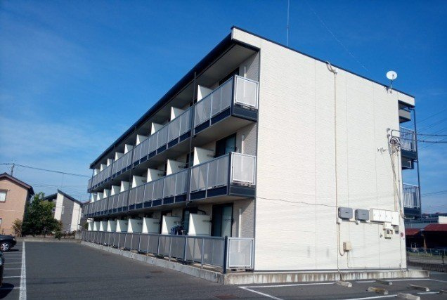 レオパレスルナ　ルミエールの外観